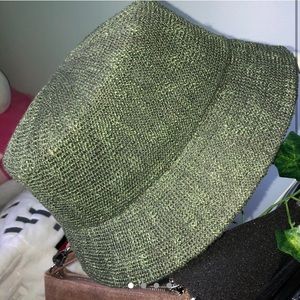 ❌SOLD - Retro green bucket hat!